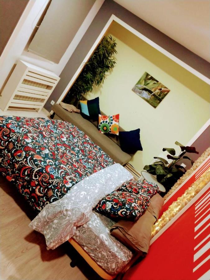 Parsa Homstay Madrid Buitenkant foto