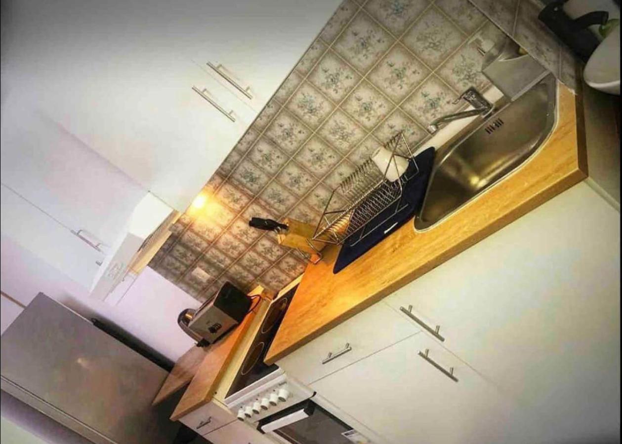 Parsa Homstay Madrid Buitenkant foto